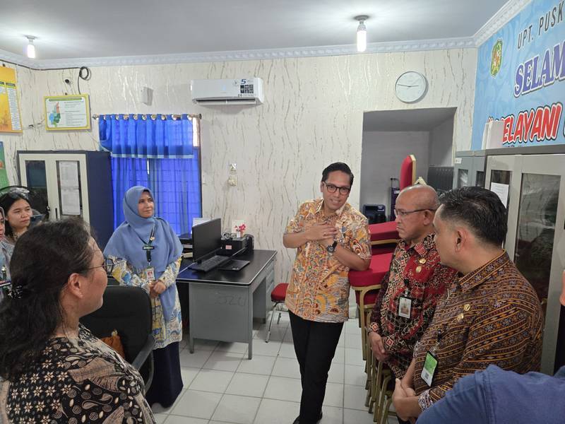 Tingkatkan Pelayanan Ke Masyarakat, Rico Waas Akan Bangun dan Revitalisasi Puluhan Puskesmas