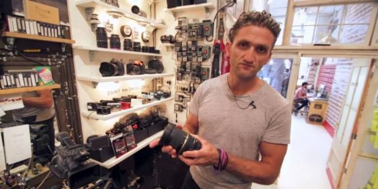 Awal Oktober, YouTuber Kondang Casey Neistat Sambangi Indonesia