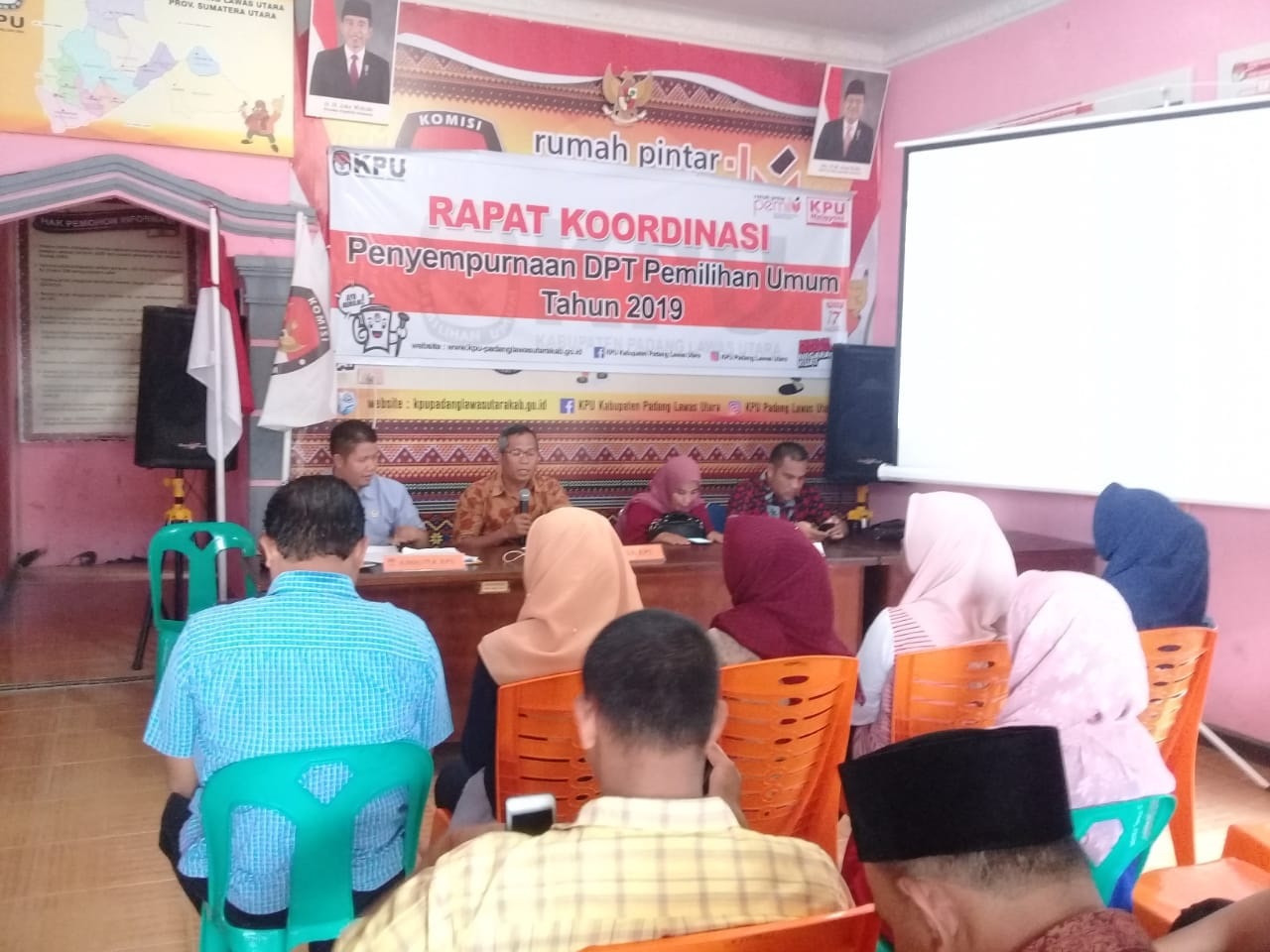 Bawaslu Paluta Temukan 1 NIK Digunakan 47 Orang