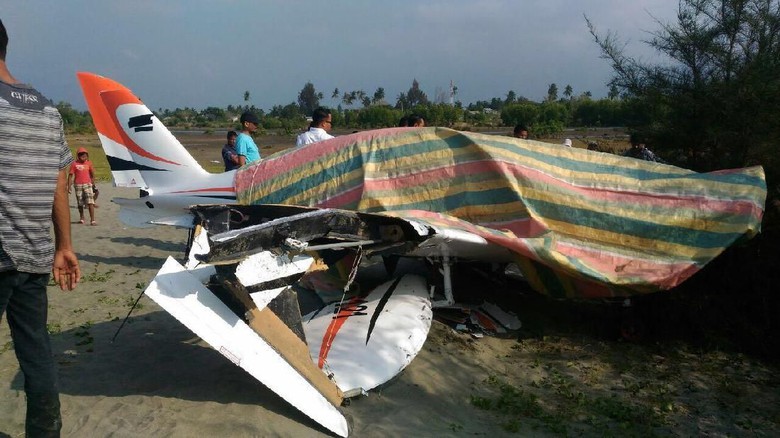 Gubernur ACEH, Irwandi Yusuf Kecelakaan Saat Terbangkan Pesawatnya