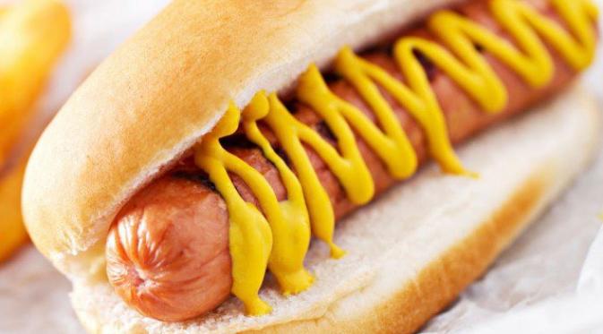 Hati-hati: Bocah Ini Nyaris Mati saat Makan Hot Dog, Ini Penyebabnya…