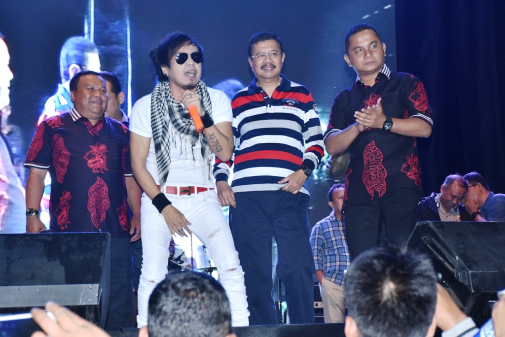 HUT Kota Sibolga, Radja Band “Paksa” Tengku Erry Bergoyang