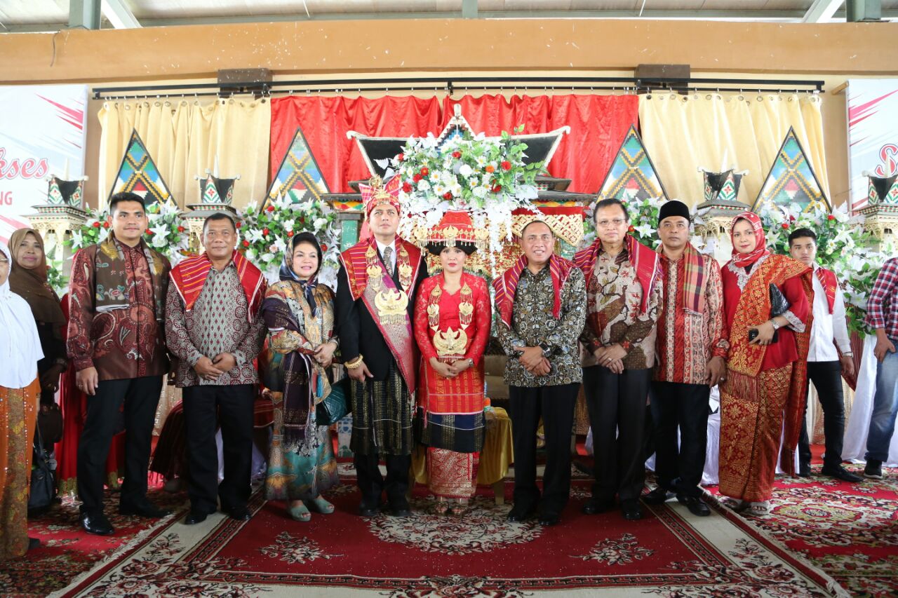 Ijeck Ditabalkan Marga Sembiring, Edy Rahmayadi Beri Nasehat Ini