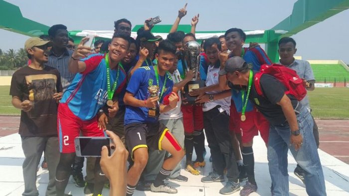 Liga Pelajar U-16 Piala Menpora 2017: Fanshop FC Bandung Juara
