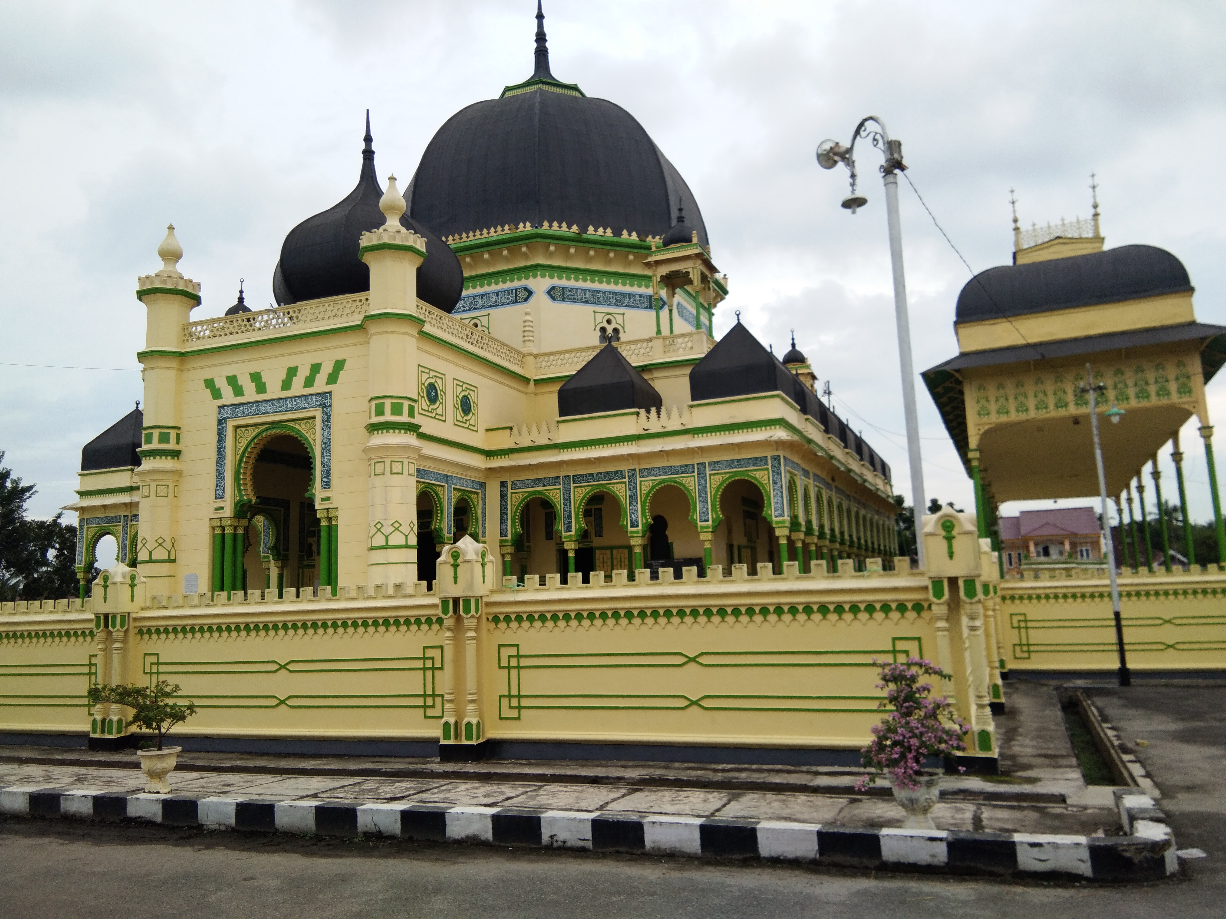 Masjid Azizi Tanjungpura, Tak Hanya Sekadar Peninggalan Sejarah