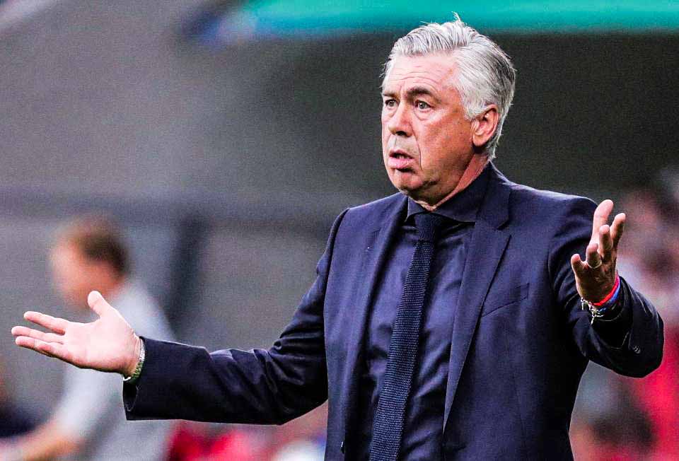 PARAH, BAYERN MUNCHEN PECAT CARLO ANCELOTTI