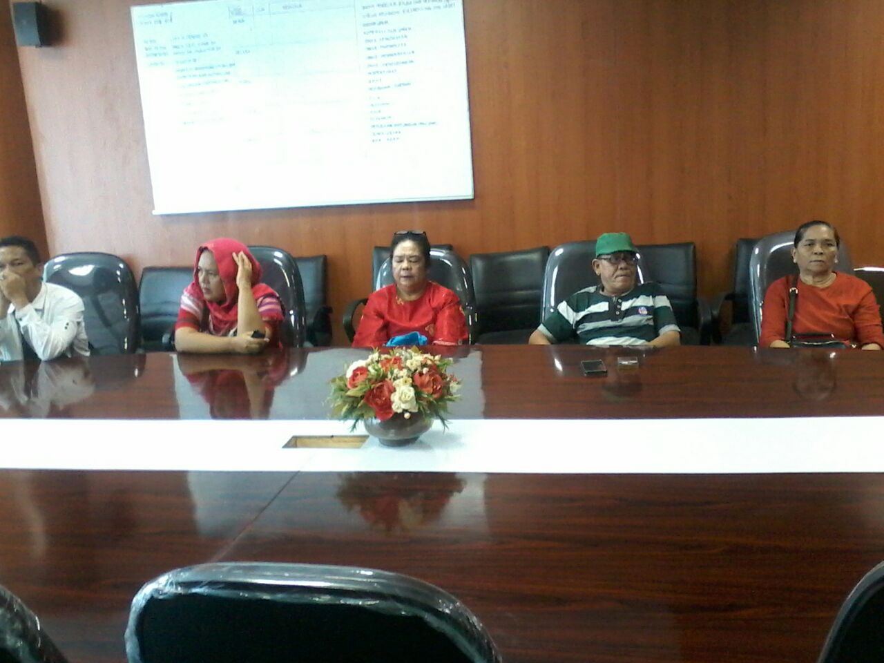Pedagang Pasar Pringan Tolak PT PARBENS