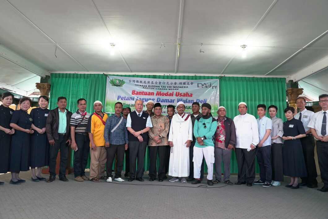 Peran Pangkostrad Meleburkan Perbedaan dan Peduli Sesama
