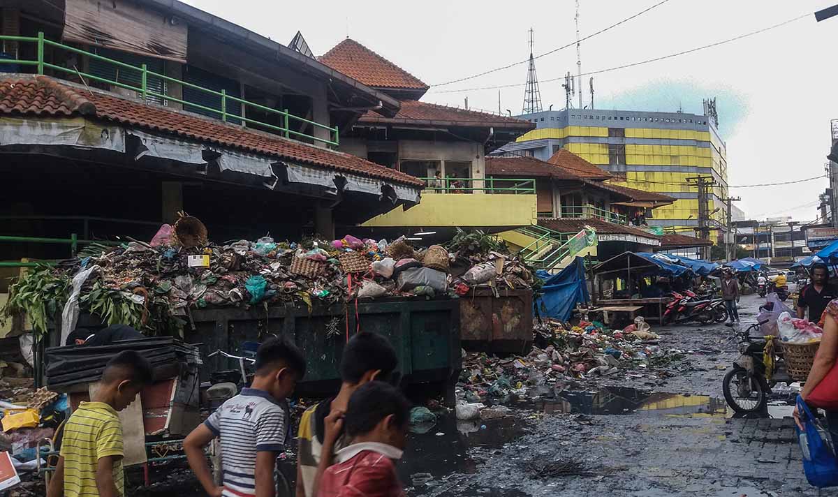 PT PARBENS Berencana Merenovasi Pasar Pringgan