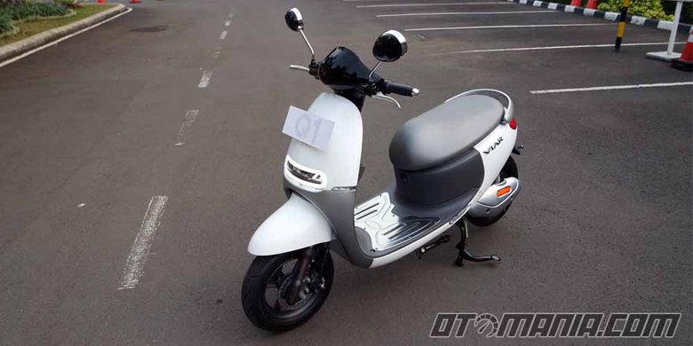 Ratusan Unit Skuter Listrik Viar Sudah di Tangan Konsumen