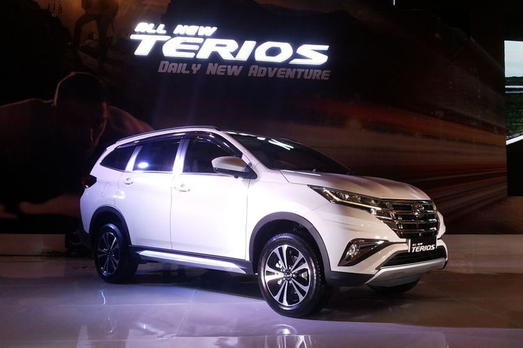 Sebaiknya Anda Lakukan Hal Ini Sebelum Beli Terios Generasi Baru
