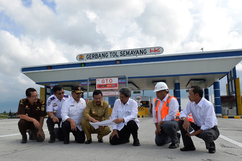 Siap Beroperasi, Gubernur Tinjau Jalan Tol Medan-Binjai