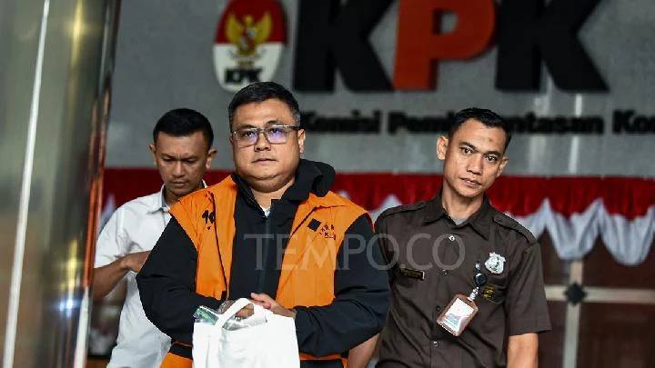 Sidang Lanjutan Kasus Korupsi Jalan PUPR Sumut, Hakim Minta Gubernur Bobby Dihadirkan