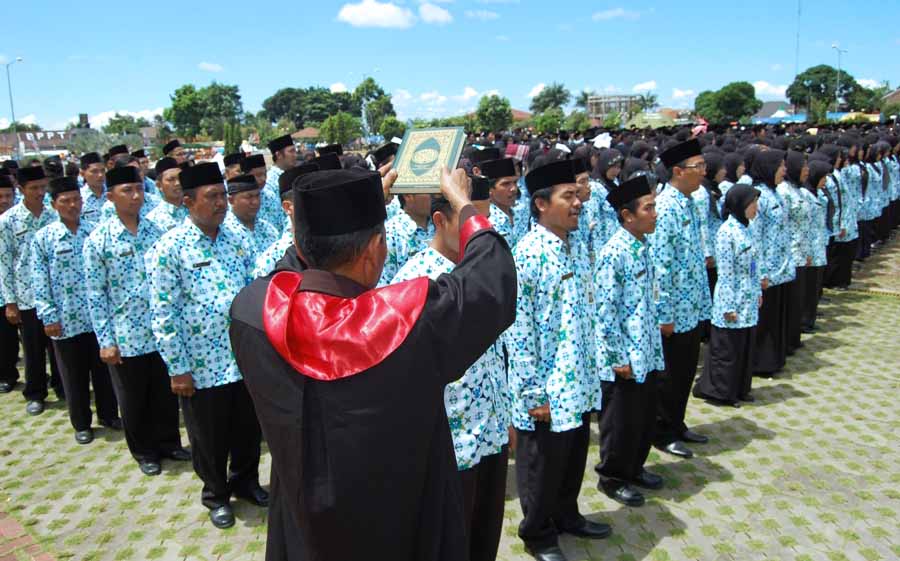 Tahun 2018 Gaji PNS Tidak Naik, Kenaikan Terakhir Tahun 2015