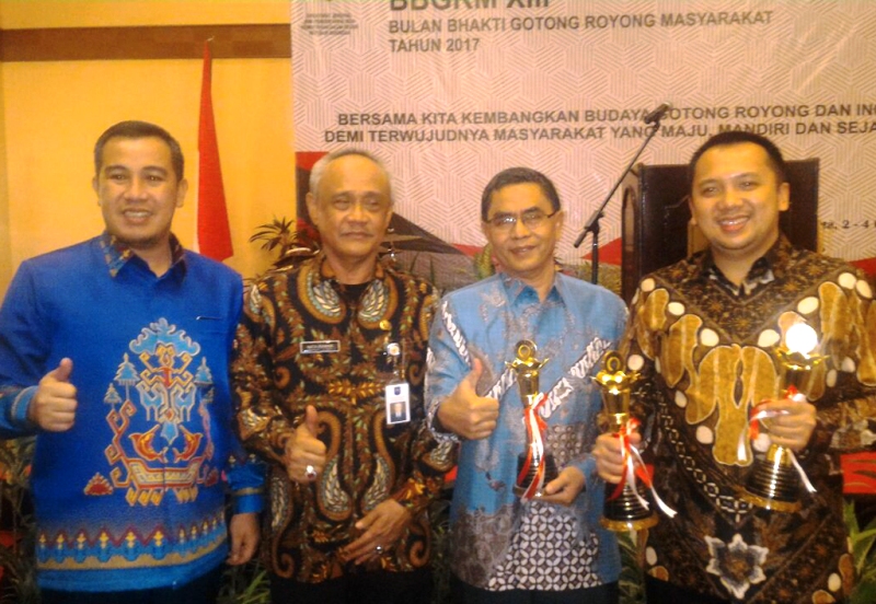 Tengku Erry Raih Penghargaan Upakarya Wanua Nugraha