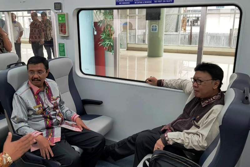 Tjahjo Kumolo Puji Kereta Api Bandara Kualanamu
